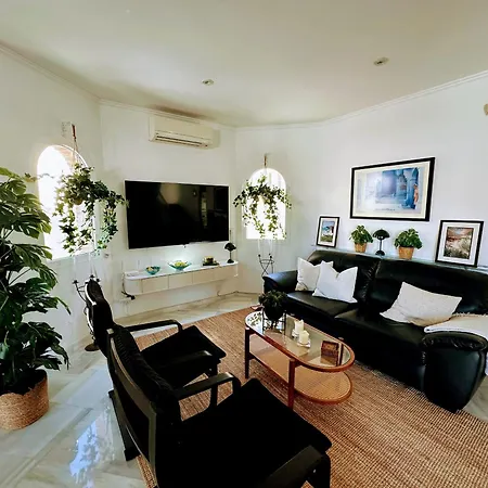 R1387 Casa Udo * נרחה