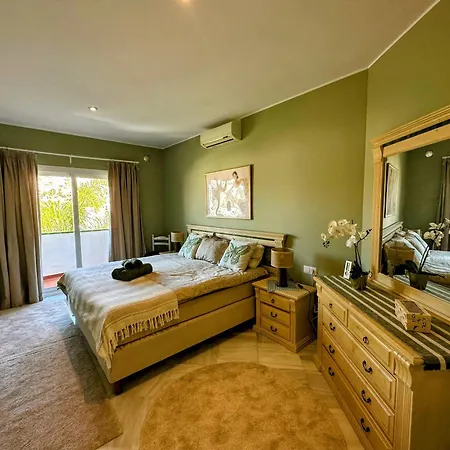 R1387 Casa Udo Villa Nerja