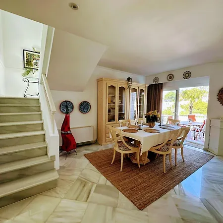 R1387 Casa Udo